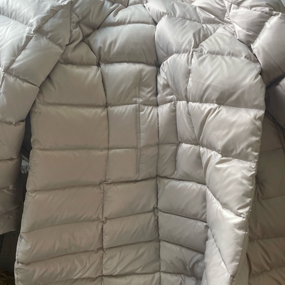 Puffer Coat - Picture 2 of 7